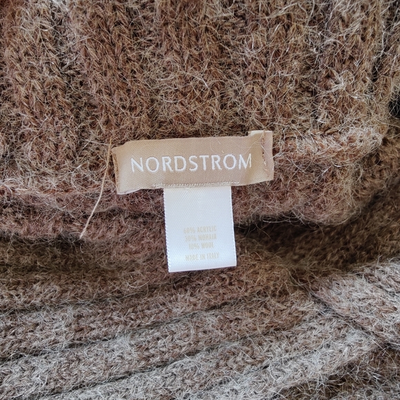 Nordstrom Sleeveless Brown Belted Sweater - Picture 4 of 4